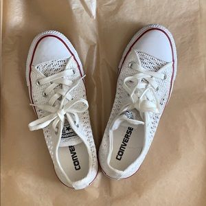 Lace Low Top Converse Chuck Taylors Size 5.5